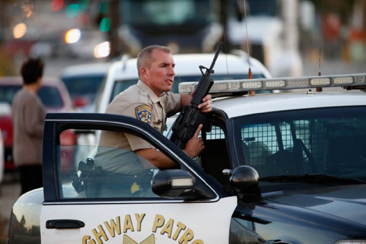 California shooters 'pledged allegiance' to IS, reports say (Updated)