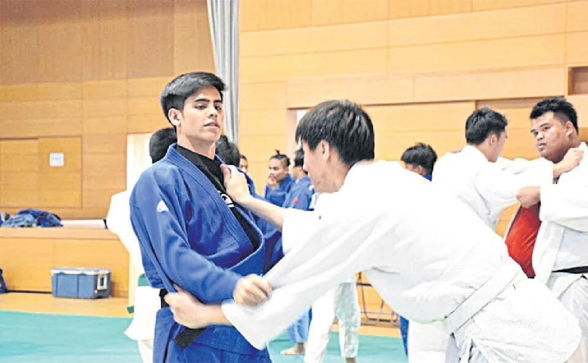 มารุจน์ ประเสริฐศิลป์ ยูโด ... กีฬาที่โตมาด้วยกัน