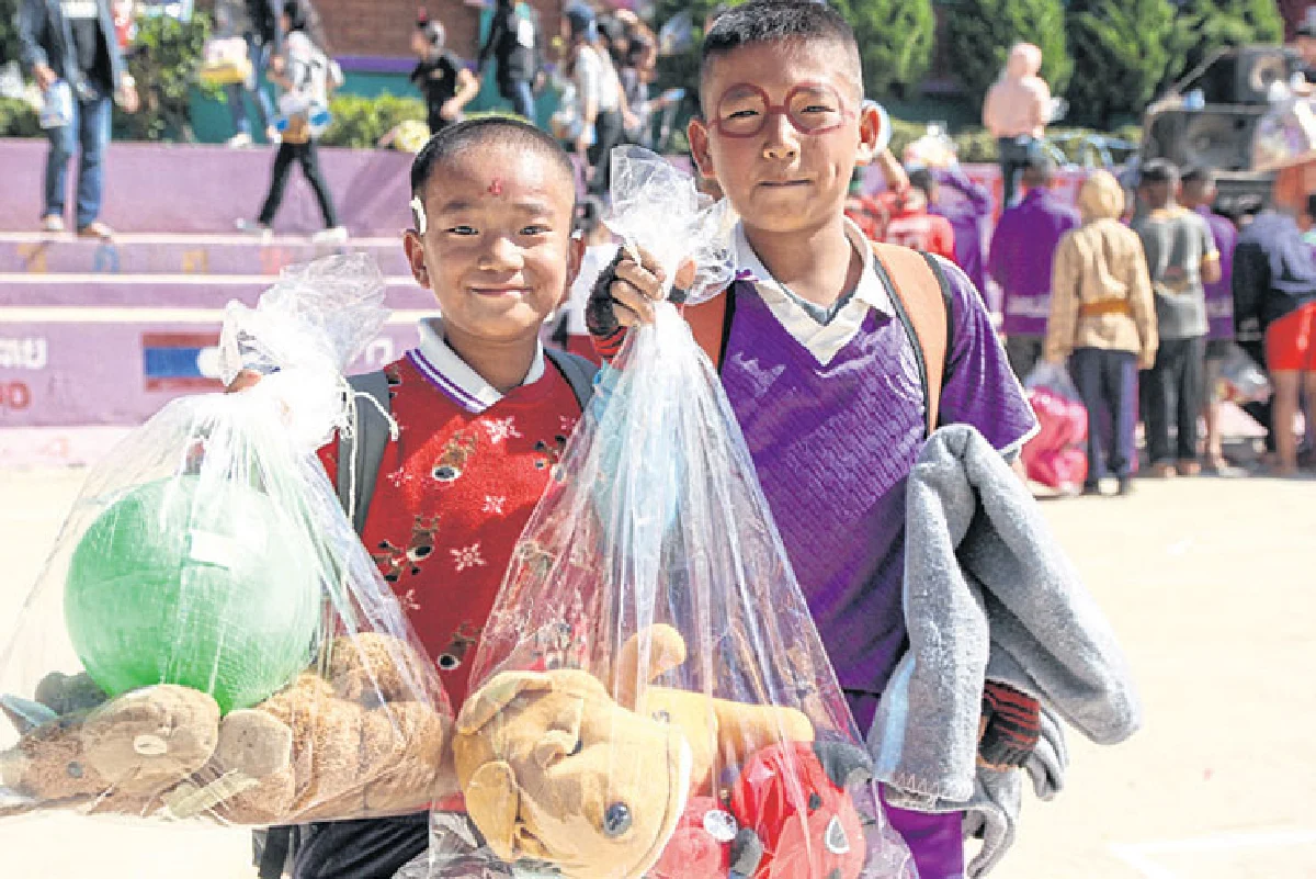 กลุ่มปั้นฝัน มอบโอกาสสู่น้องบนดอย