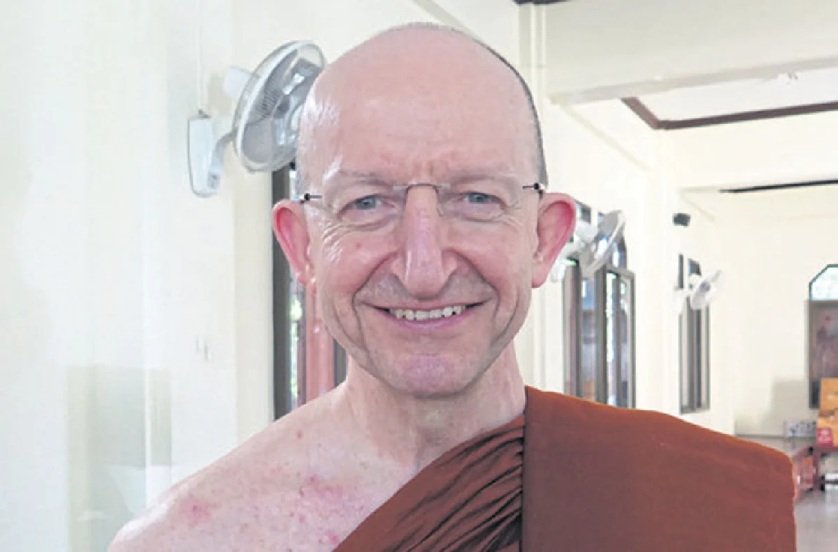 โปรดเกล้าฯ ตั้งท่านปสนฺโนภิกฺขุ อมโรภิกฺขุ พระฝรั่ง และสุมนติสฺโส พระบังกลาเทศเป็นเจ้าคุณ