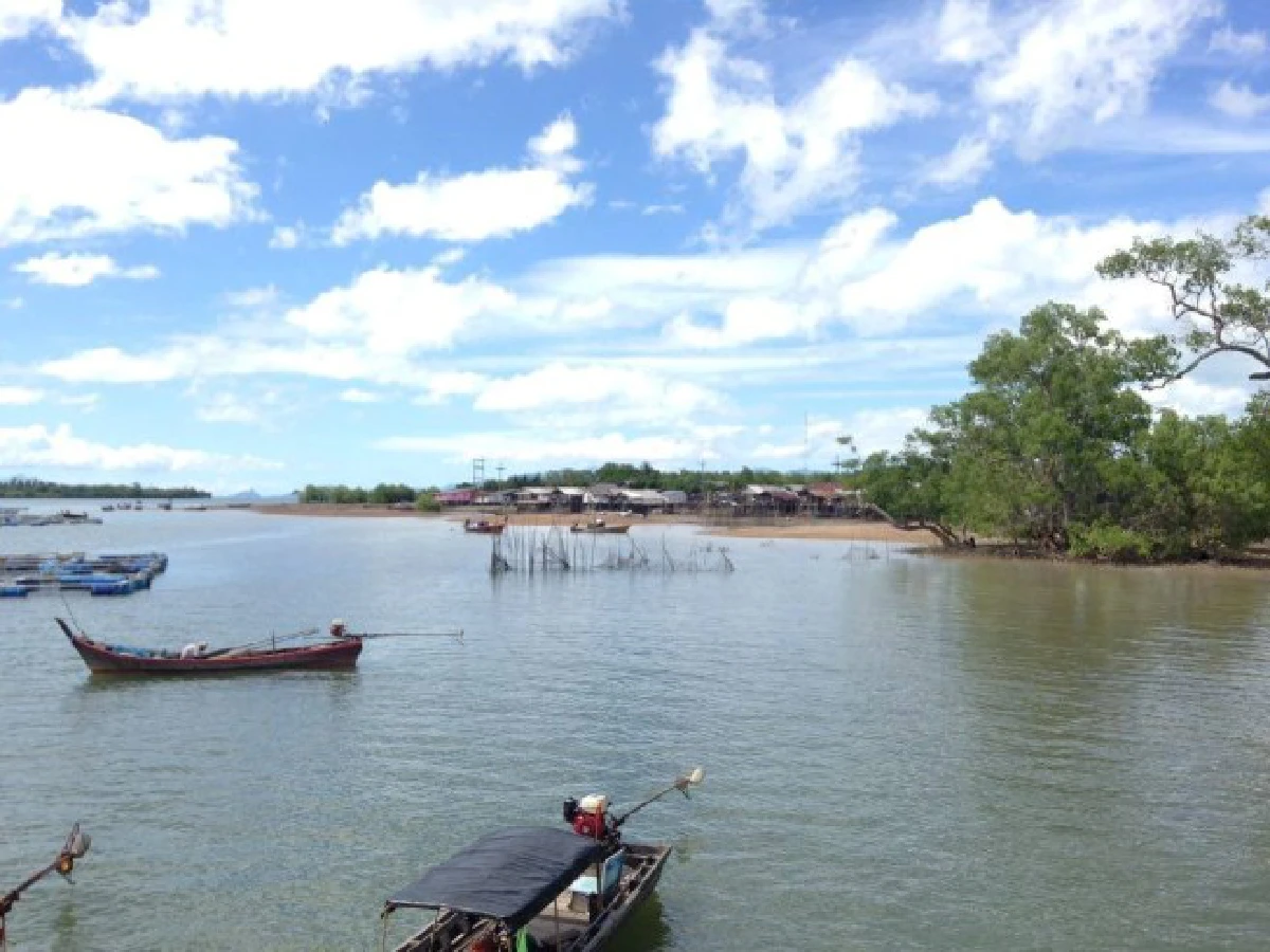 “บากันใหญ่”...เกาะชาวเล รักบ้านเกิด