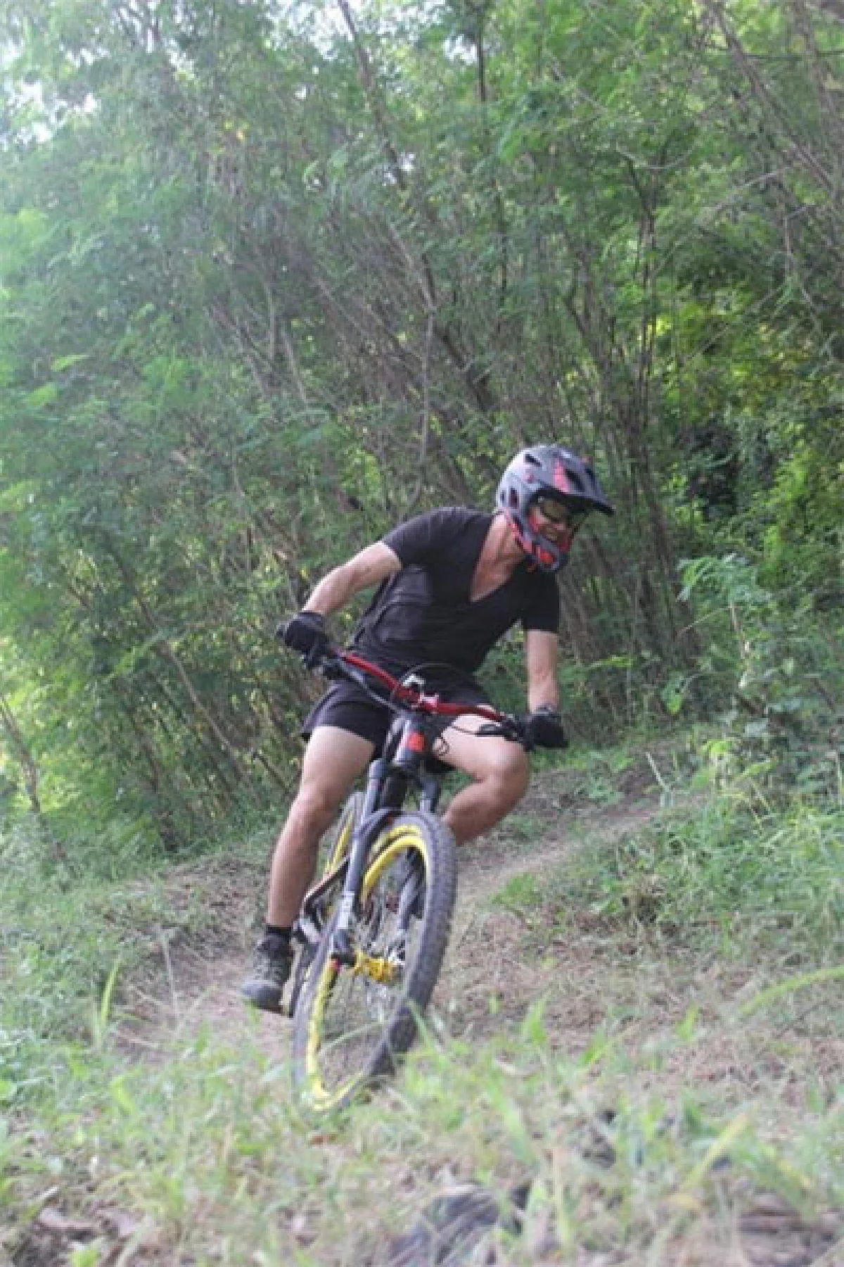 ปั่นวิบากที่คลับ 11 ยิ่งยากยิ่งมัน