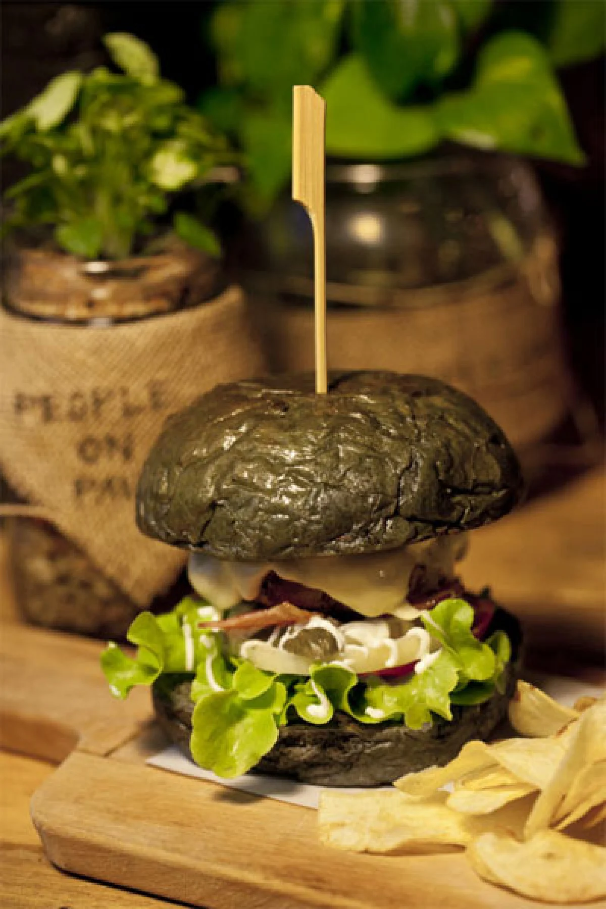 พีเพิล ออน พอส คาเฟ่ ร้านเท่ๆ ของฮิปสเตอร์