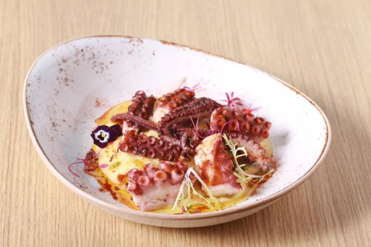 เมดิเตอร์เรเนียนแบบสเปนๆ อร่อยและดี