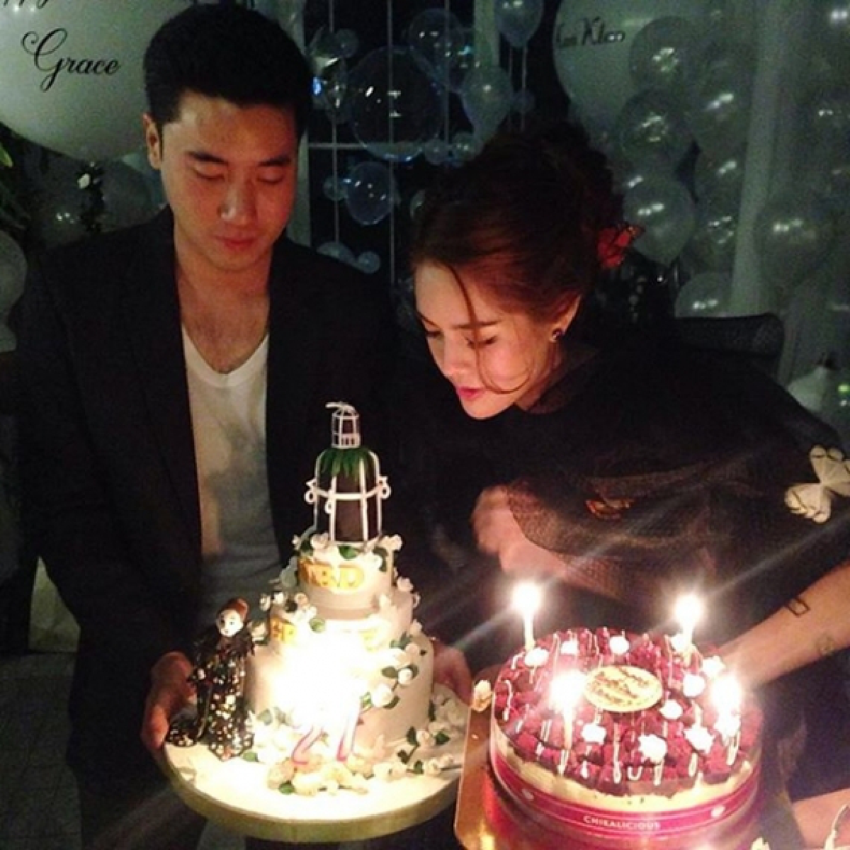 หวานจัดหนัก! ไฮโซขุนพล จุ๊บแก้ม เกรซ กลางงานวันเกิด