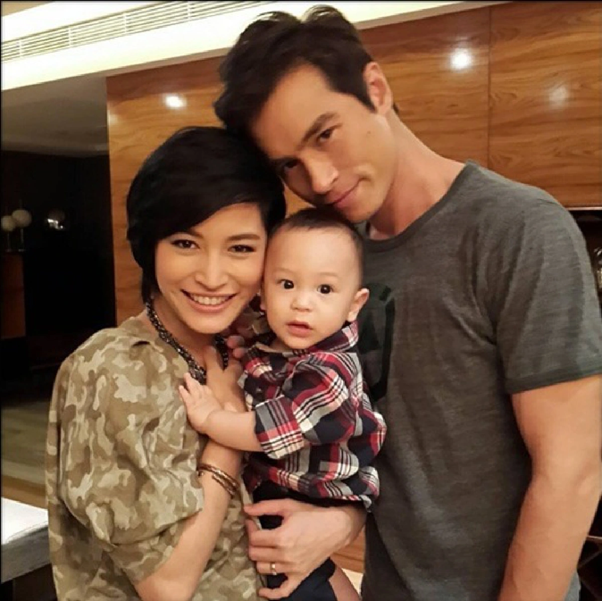 ถ้าพร้อม..ก็ไม่ใช่ปัญหา? คู่รักดารายืดอกรับท้องก่อนแต่ง