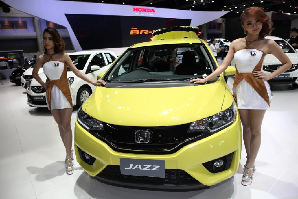 เปิดโพยภาษีใหม่ปี’59 รถรุ่นไหนจ่ายเพิ่มเท่าไหร่