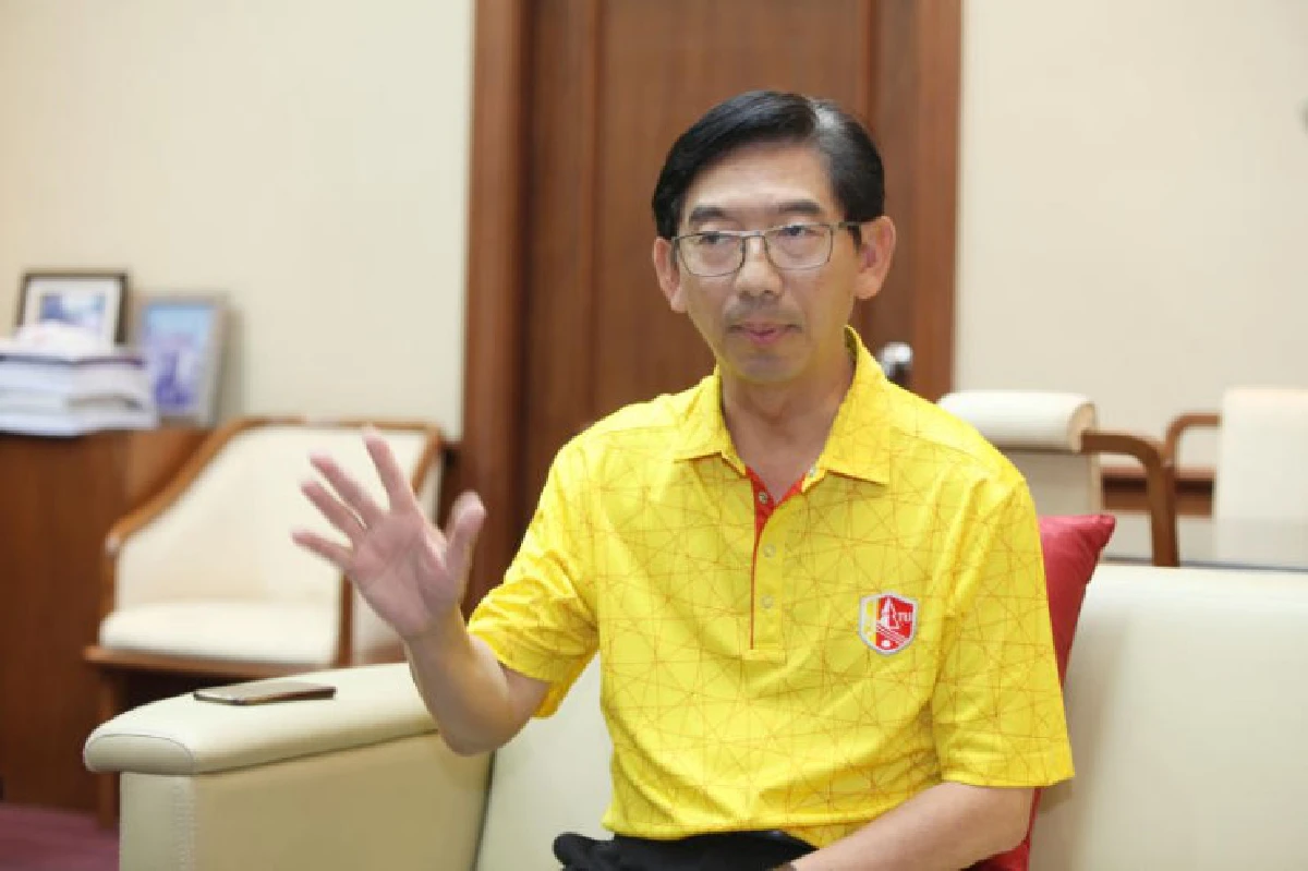 จากอธิการบดีถึงนศ.กลุ่มประชาธิปไตย "ธรรมศาสตร์ต้องอยู่ใต้กฎคสช."