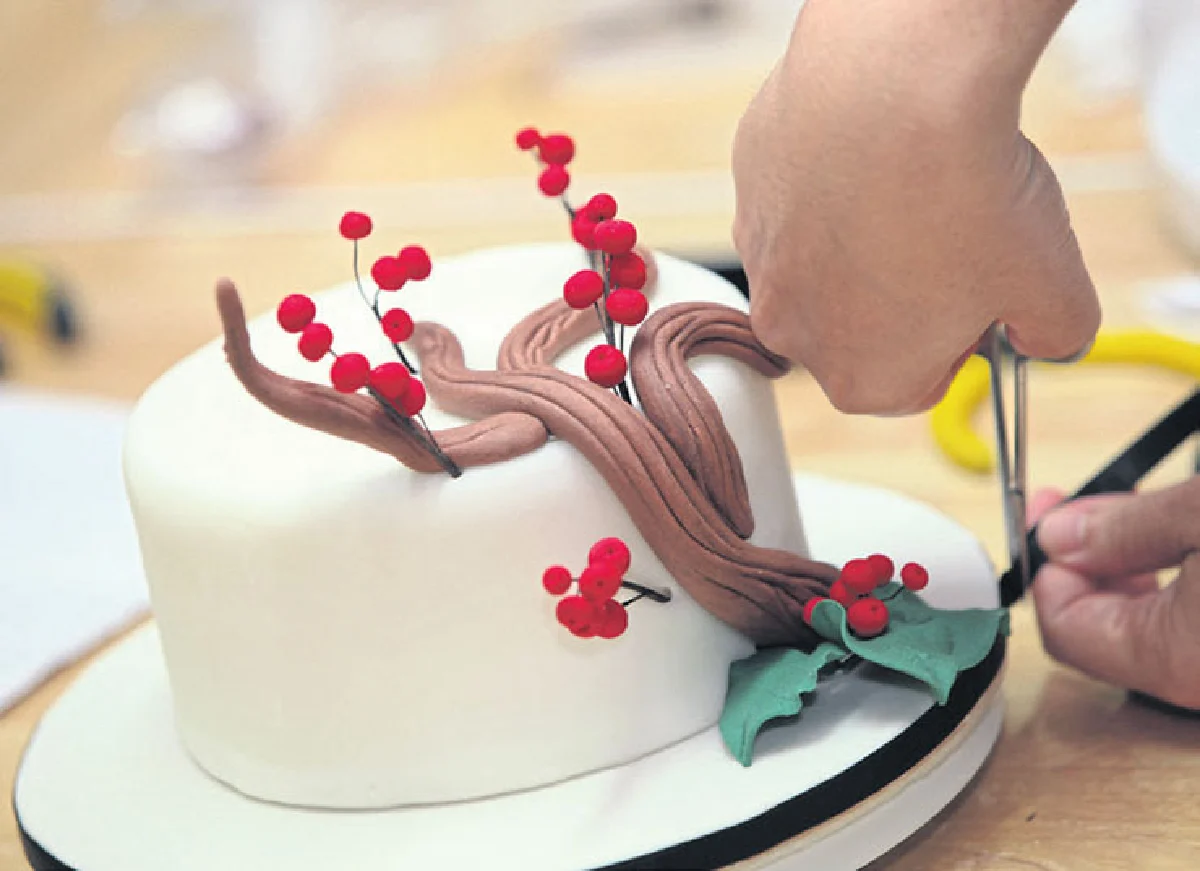 เรียนปั้นน้ำตาล ของหวานแต่งหน้าเค้ก