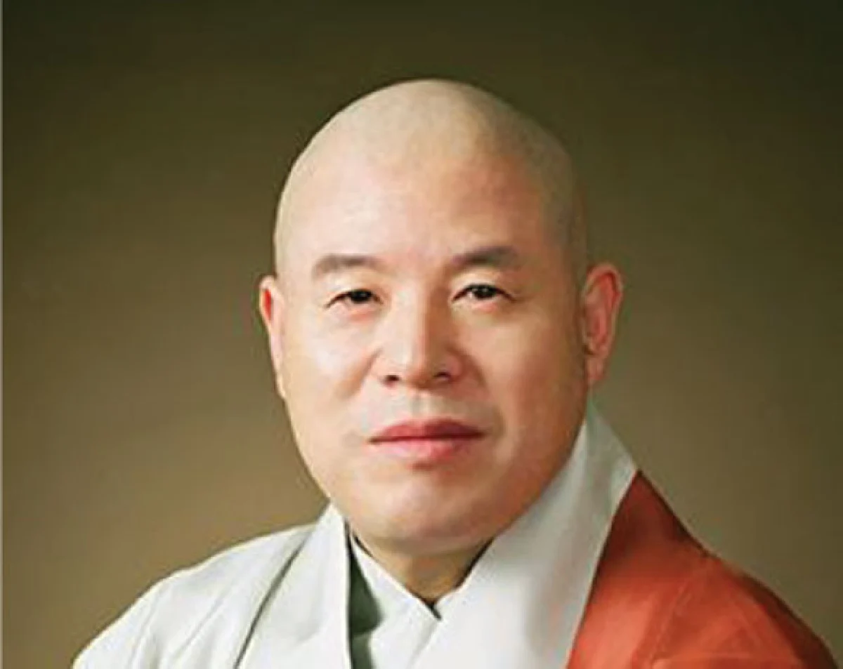 ผู้นำสงฆ์ 13 ประเทศและพระธรรมทูตไทย อาลัยสังฆราช