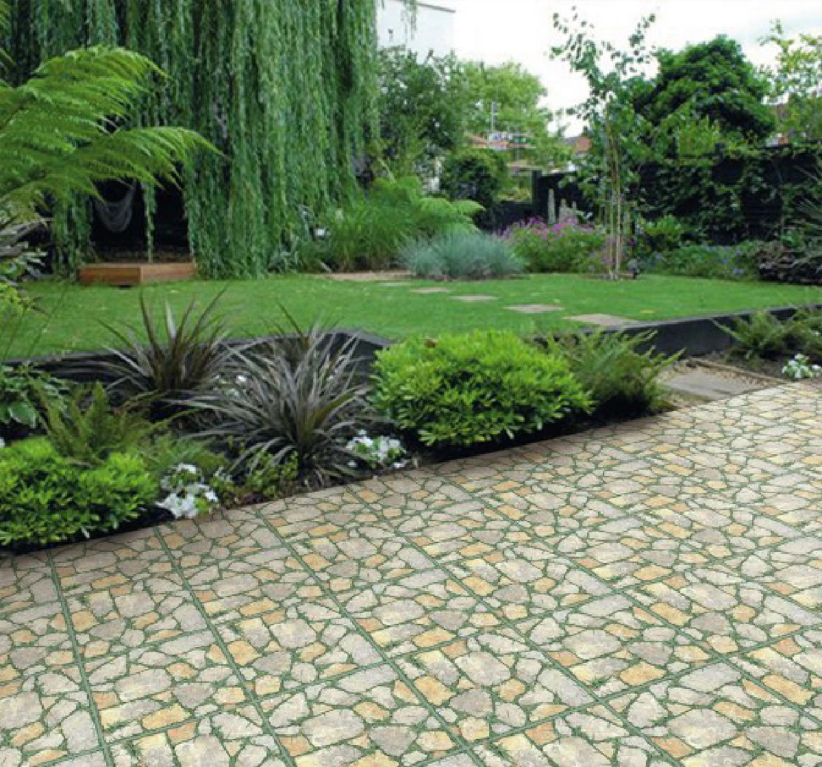 "โสสุโก้" ปรับใหญ่ ชิงตลาดกระเบื้องนอกบ้าน