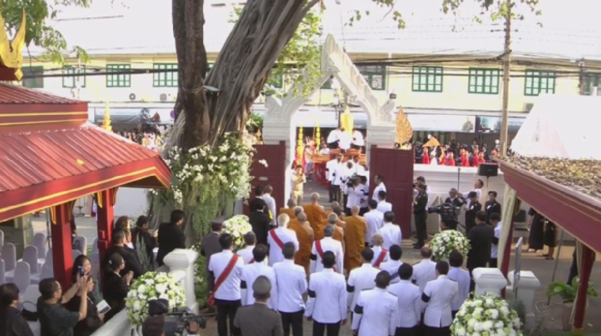 Nation bids farewell to Supreme Patriarch (Updated)