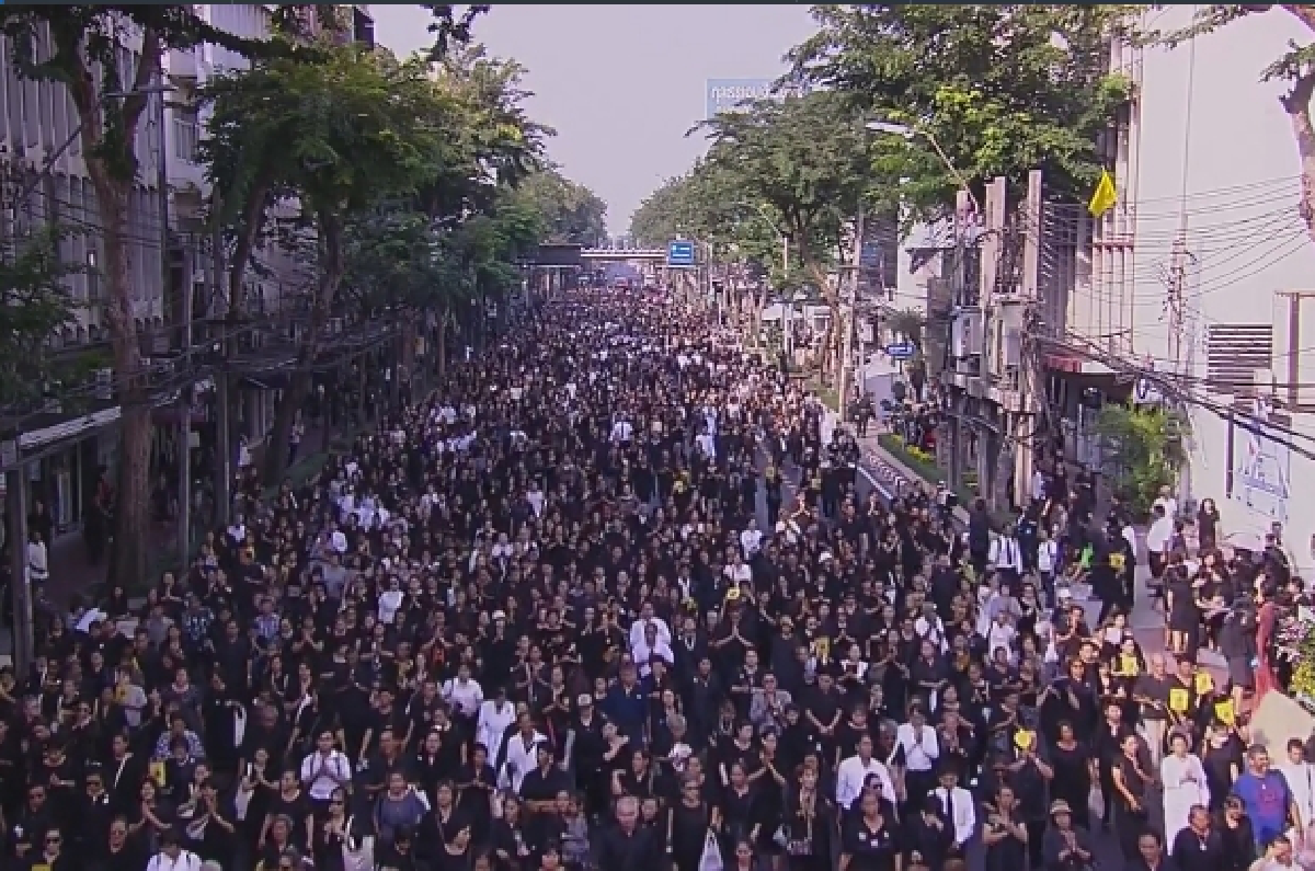 Nation bids farewell to Supreme Patriarch (Updated)
