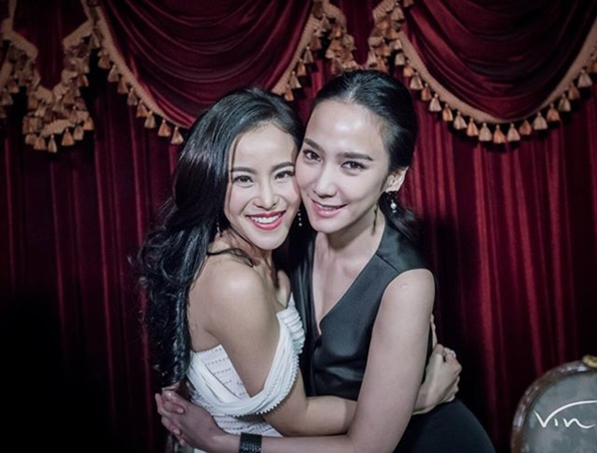 รวมตัวแก๊งเพื่อนซี้..ปาร์ตี้วันเกิดย้อนหลัง หนิง ปณิตา