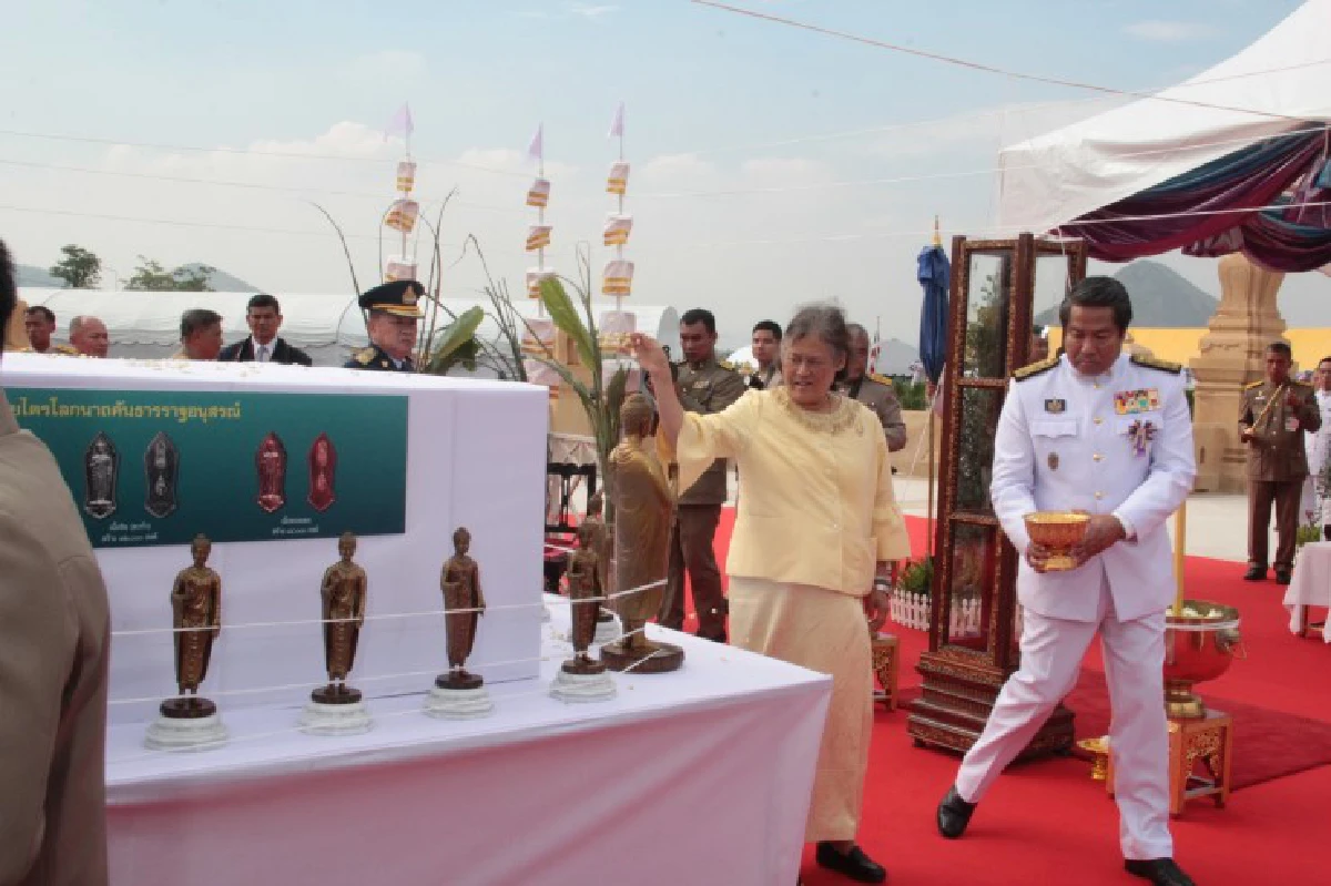 สมเด็จพระเทพฯเสด็จฯพิธีสมโภช "พระพุทธเมตตาฯ"