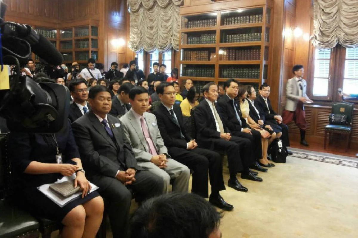 ธปท.ชี้แบงก์ให้กู้บริษัทประมูล 4 จีเสี่ยงน้อย