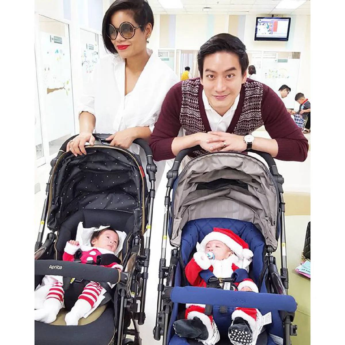 น่ารักมาก! โอปอล์ เผยภาพลูกแฝดในชุดซานตี้-ซานต้า