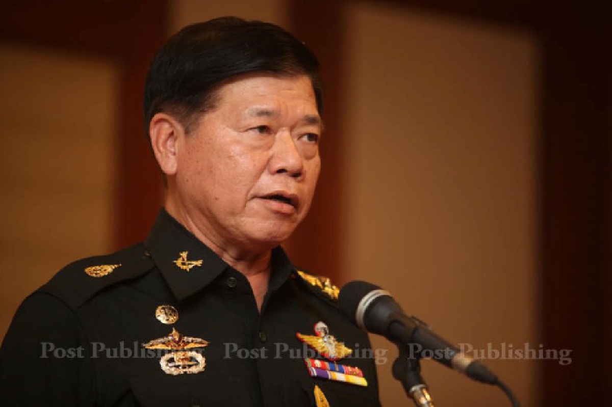 ผบ.ทบ.สั่งทหารตั้ง243จุดอำนวยความสะดวกประชาชนช่วงปีใหม่ ผบ.ทบ.สั่งทหารตั้ง243จุดอำนวยความสะดวกประชาชนช่วงปีใหม่