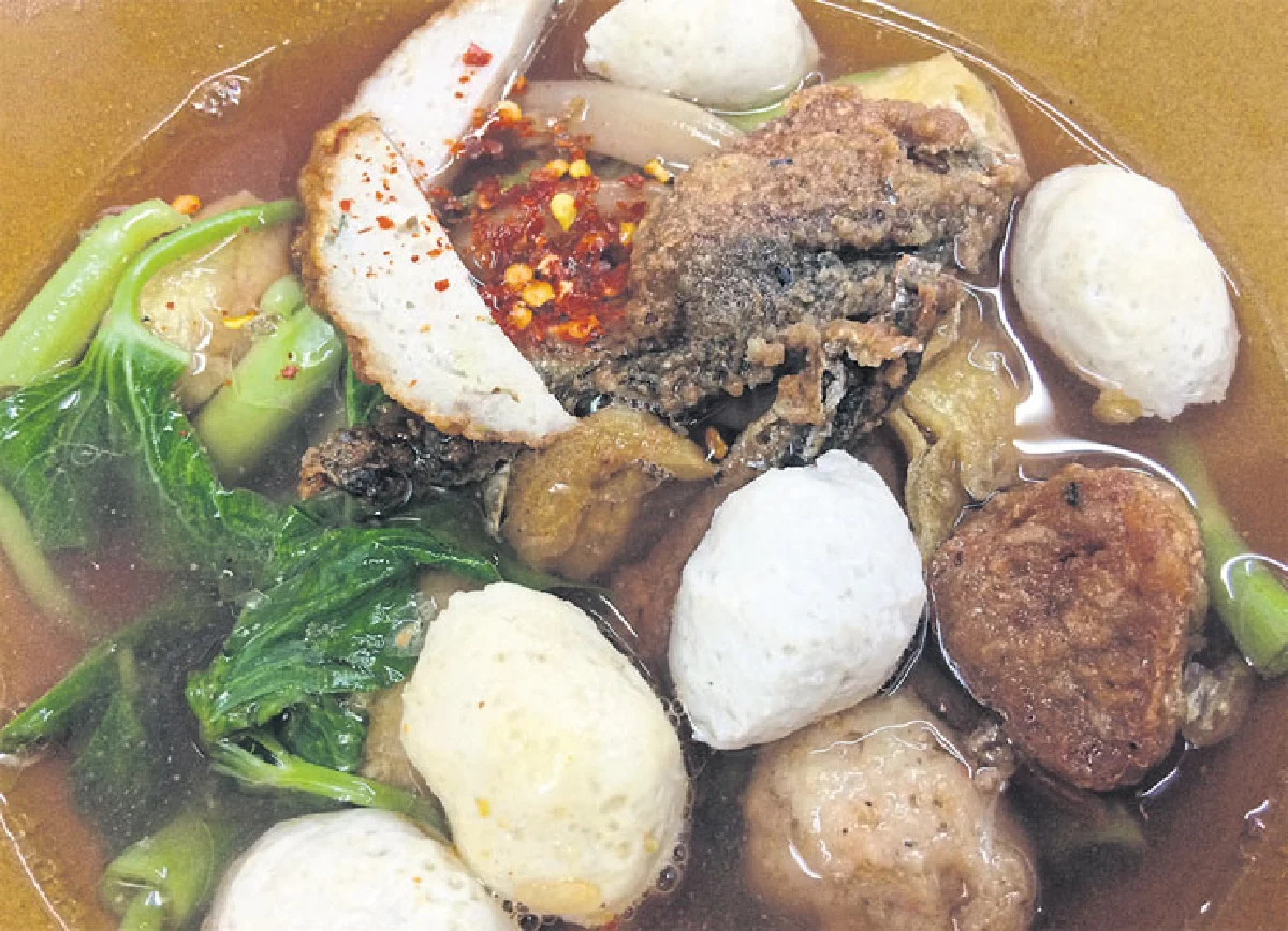 ก๋วยเตี๋ยวลูกชิ้นปลา