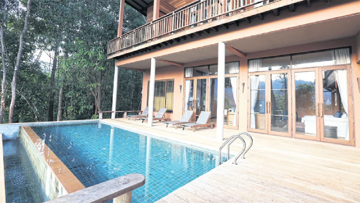 บ้านเม็ดบัว พักหัวใจบนแม่ริม