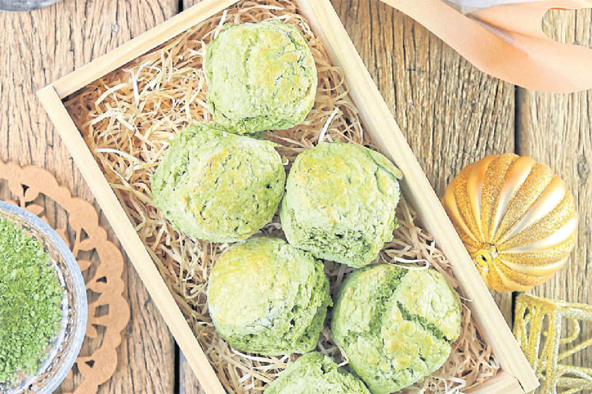 Festive Holiday Merry Matcha Scone Festive Holiday Merry Matcha Scone