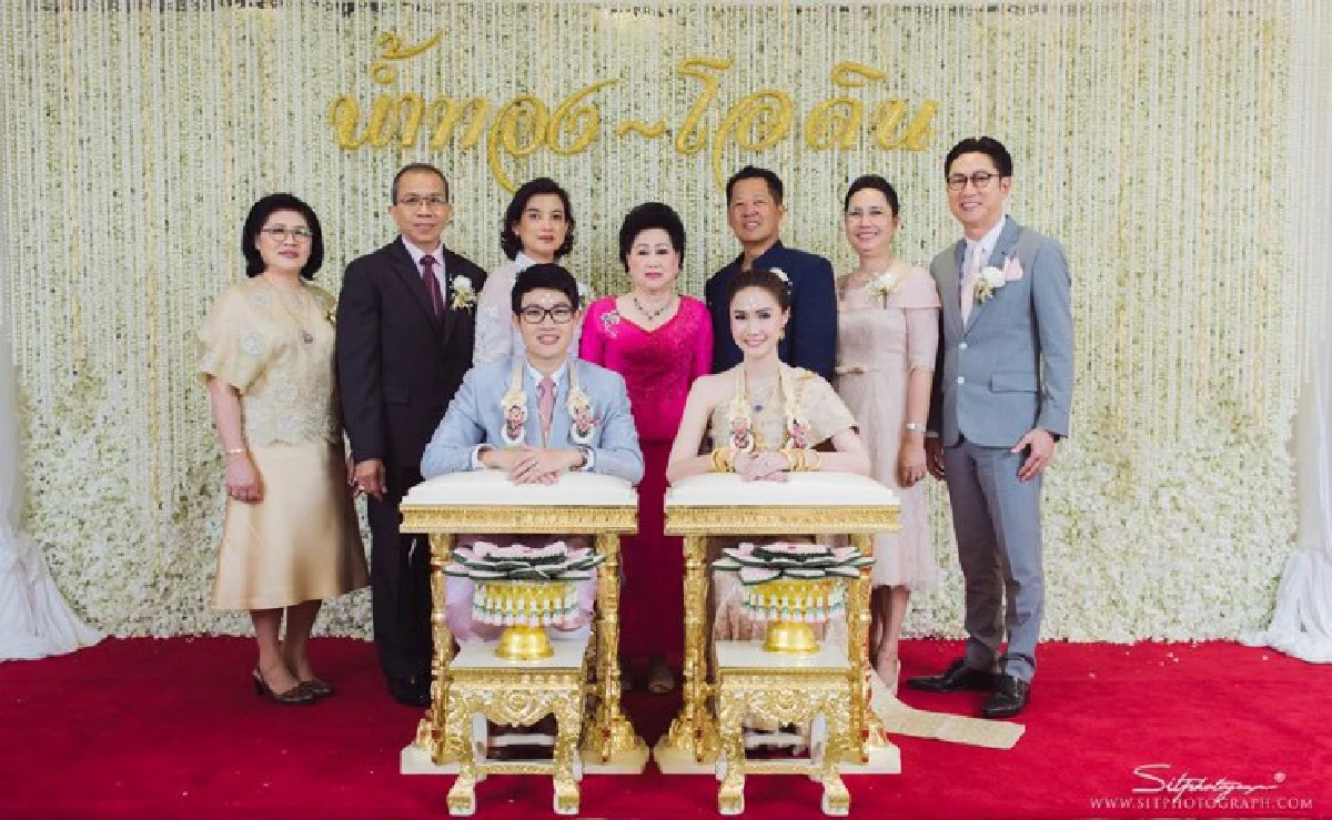 ชื่นมื่น "น้ำทอง ปานฝัน" ลูกสาวเสี่ยปัญญาวิวาห์สุดอบอุ่น