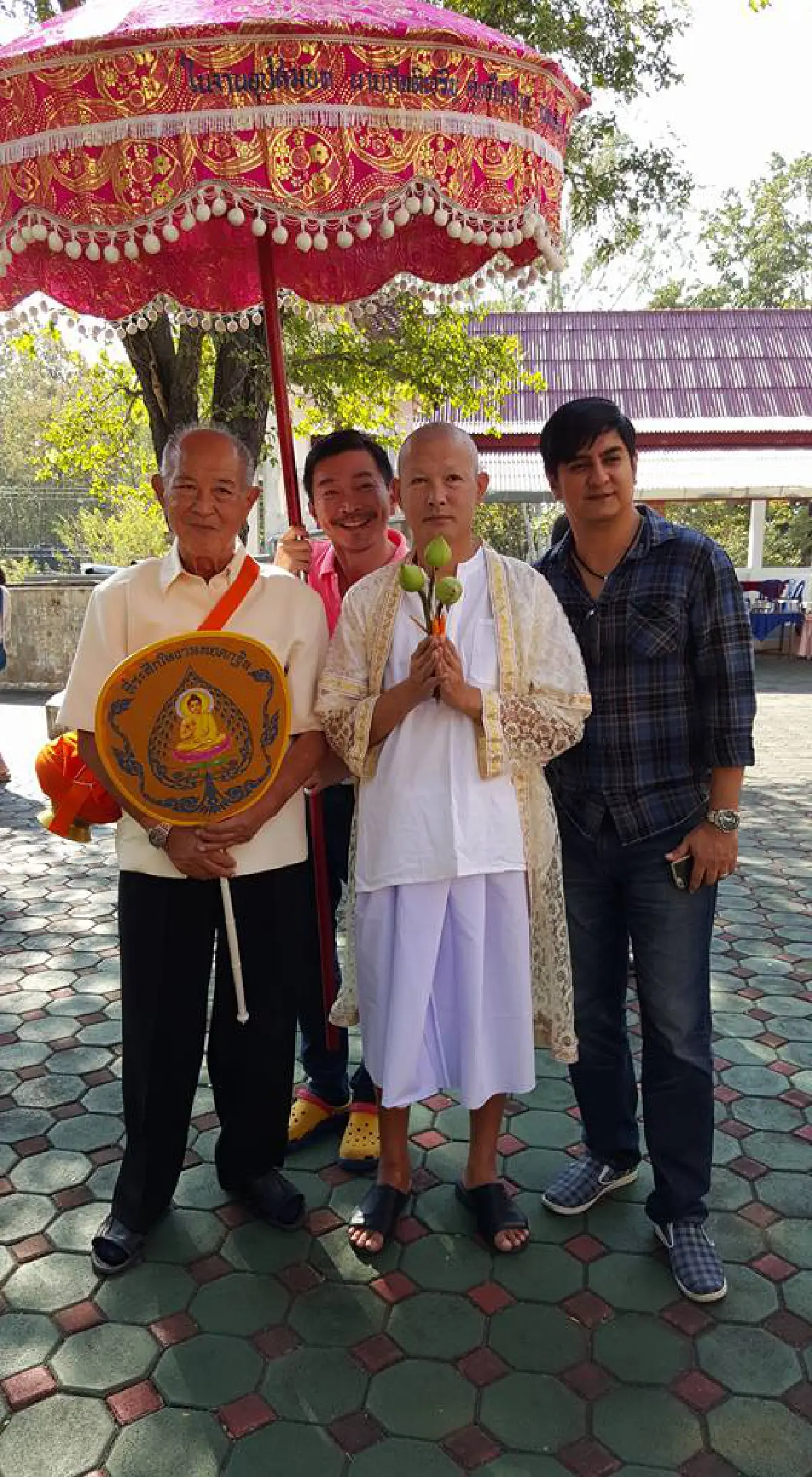 "โอ วรุฒ" บวชอย่างเรียบง่าย ที่เชียงใหม่