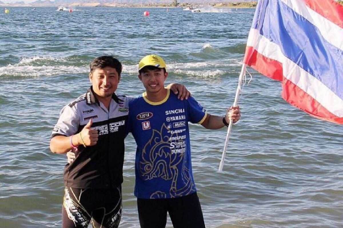 "สุภัค-สุธิยา" คว้ารางวัลนักกีฬาสมัครเล่นดีเด่นชาย-หญิง "สุภัค-สุธิยา" คว้ารางวัลนักกีฬาสมัครเล่นดีเด่นชาย-หญิง