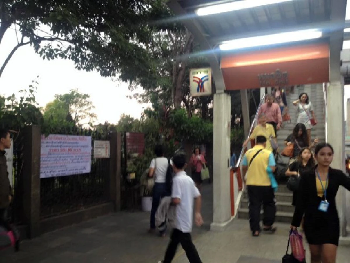 เตือน!ระวังวินมอเตอร์ไซค์บีทีเอสหมอชิตโก่งราคา