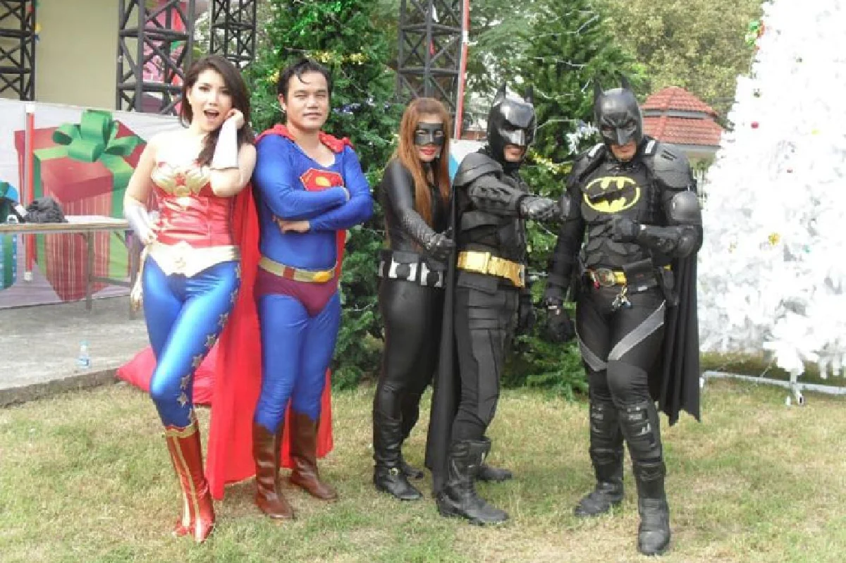 รวมพลซูเปอร์ฮีโร่ ไม่ได้มีแค่ใจรัก แต่ต้องกล้า และบ้าทำความดี