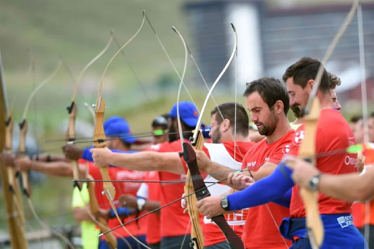 ท้าทายสมาธิอีกระดับ กับยิงธนูเป้าบิน