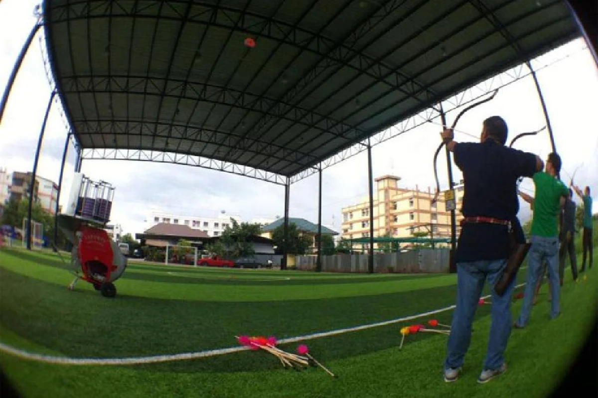 ท้าทายสมาธิอีกระดับ กับยิงธนูเป้าบิน