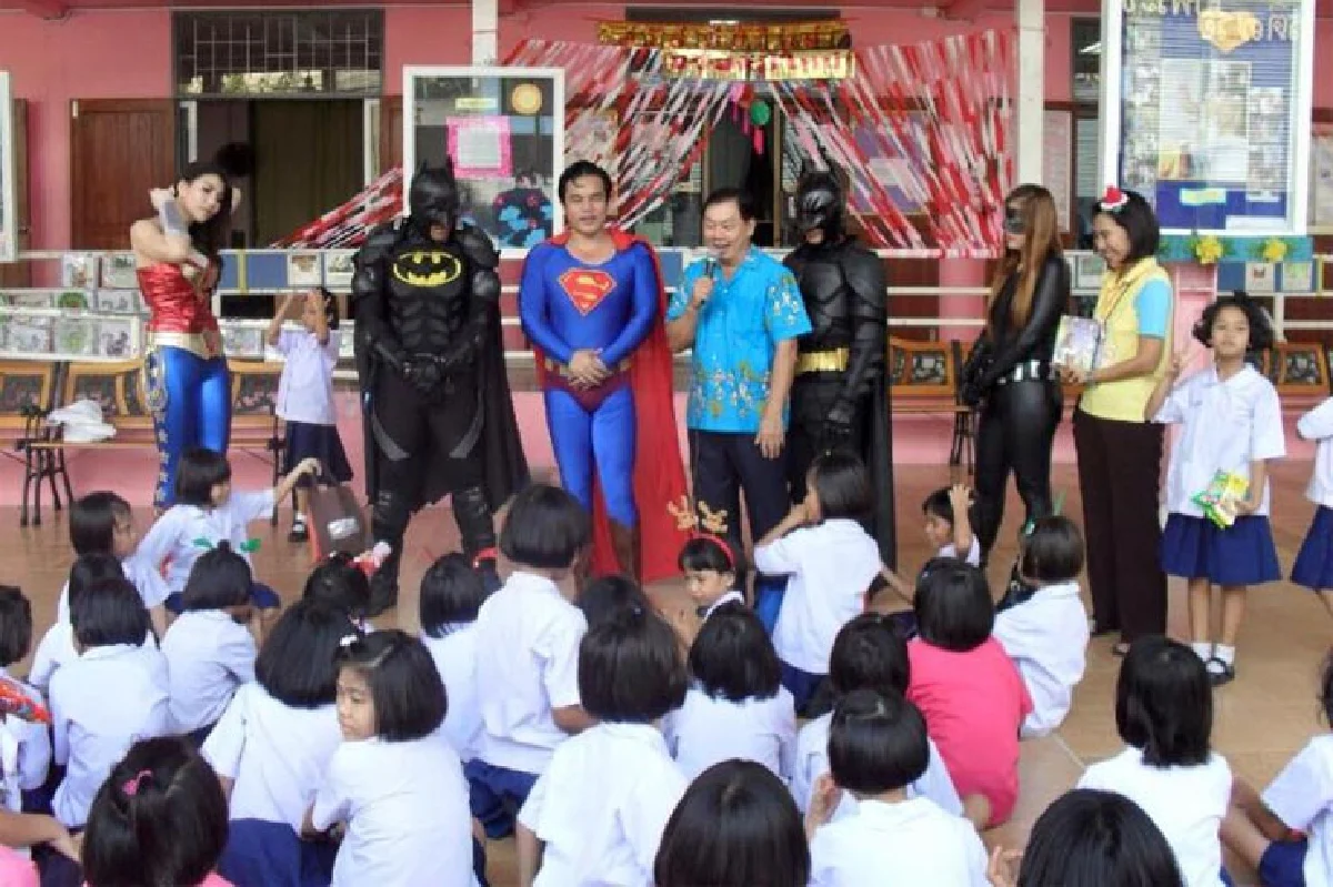 รวมพลซูเปอร์ฮีโร่ ไม่ได้มีแค่ใจรัก แต่ต้องกล้า และบ้าทำความดี