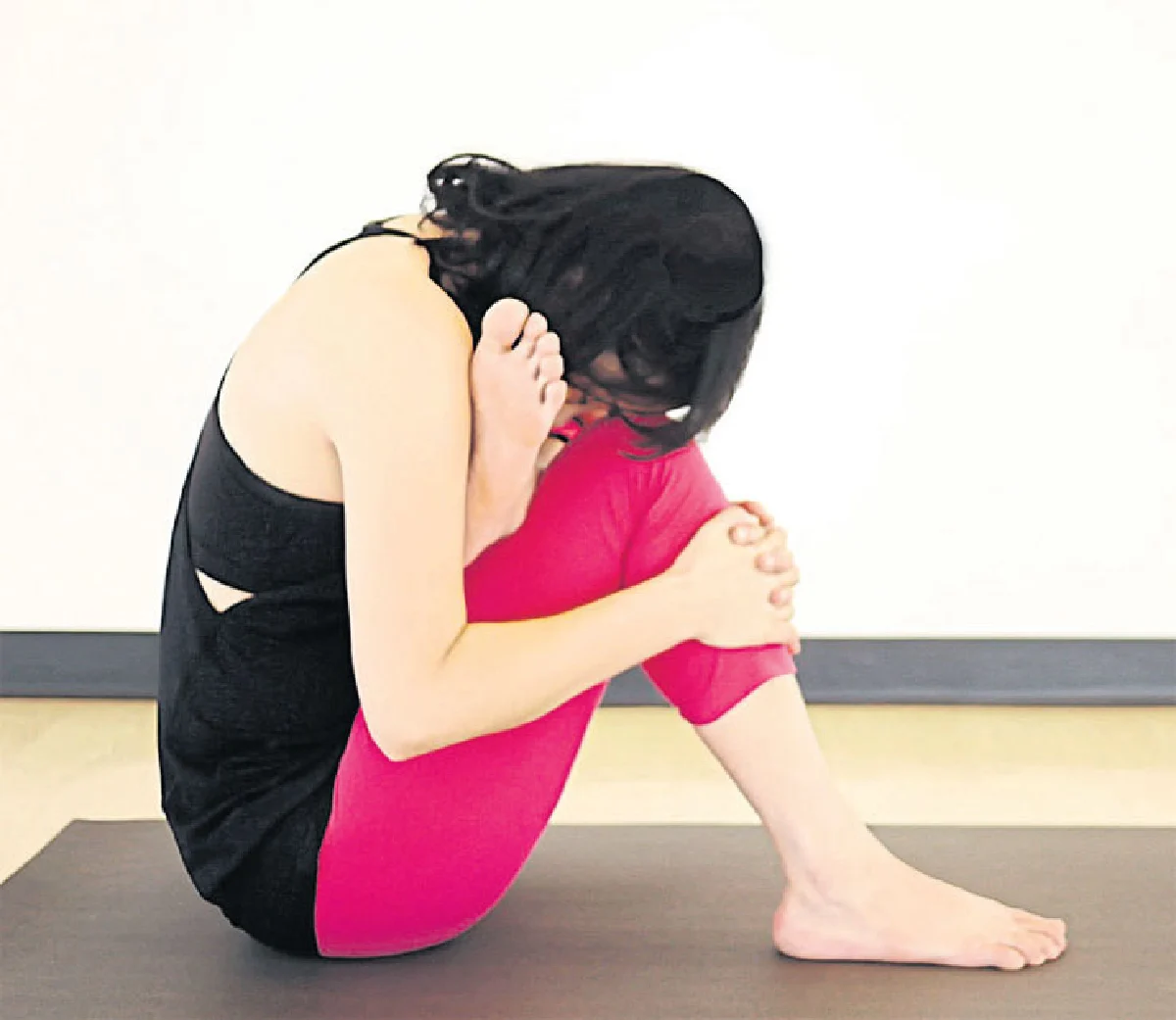 ท่า ยืดเส้นใต้สะโพก