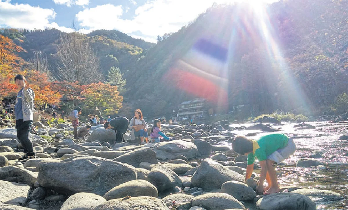 เที่ยวเอง แบบครบรส ชมใบไม้เปลี่ยนสีที่ โครังเค