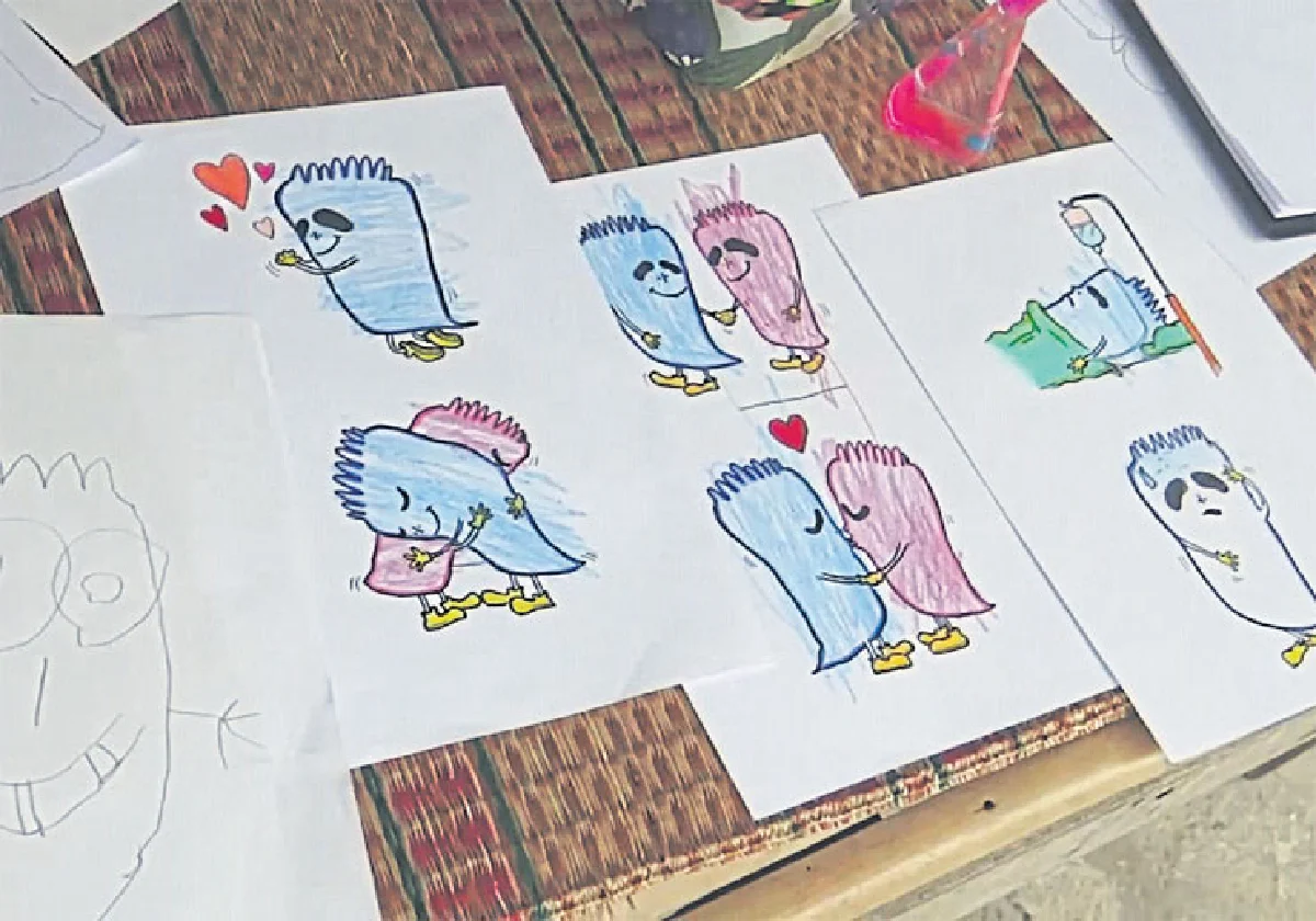 ศิลปินน้อยวัย 4 ขวบ ผู้ออกแบบสติ๊กเกอร์ LINE ผีตาโบ๋