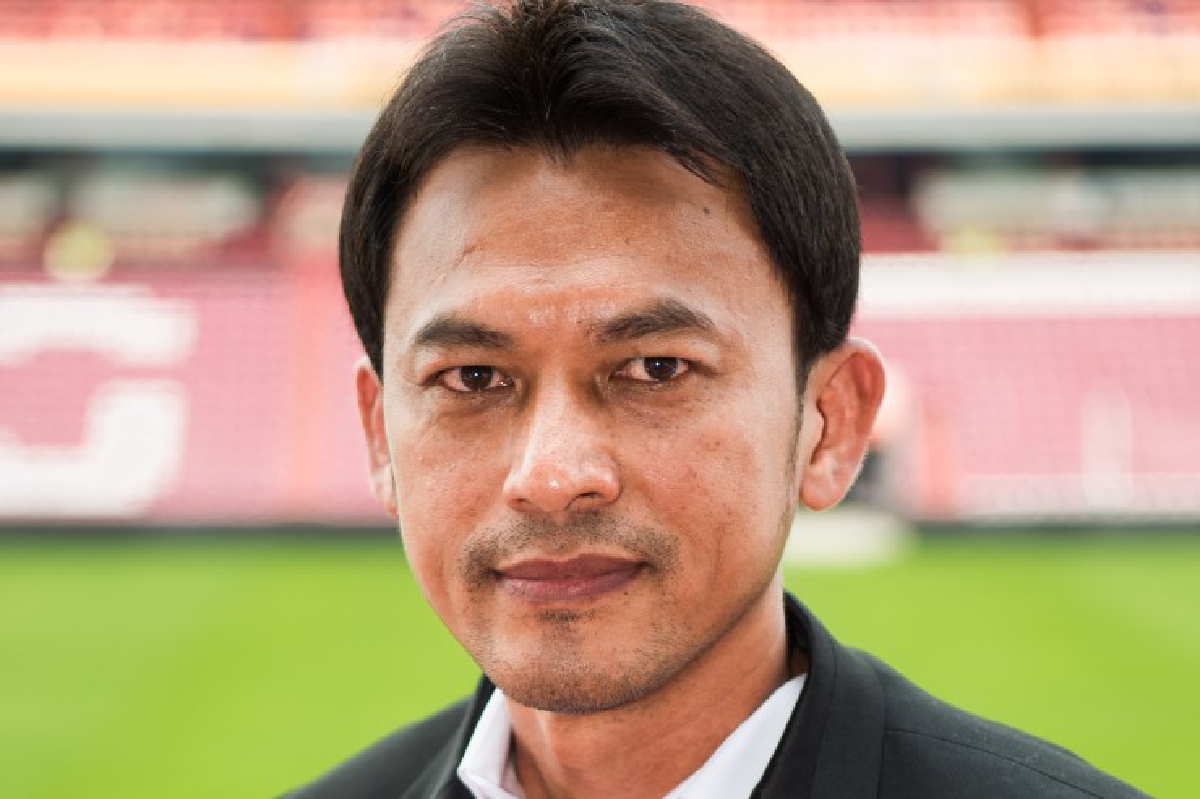 "กิเลน" เปิดตัว "โค้ชแบน" สนดึงปกเกล้า "กิเลน" เปิดตัว "โค้ชแบน" สนดึงปกเกล้า
