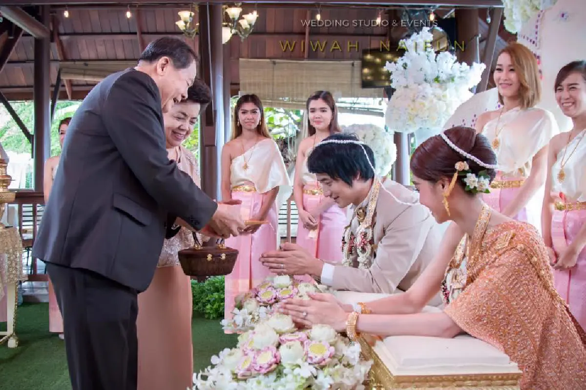 หวานชื่น! บิ๊ก ภุชิสสะ เข้าพิธีแต่งงาน ซินดี้ แฟนสาวคนสวย