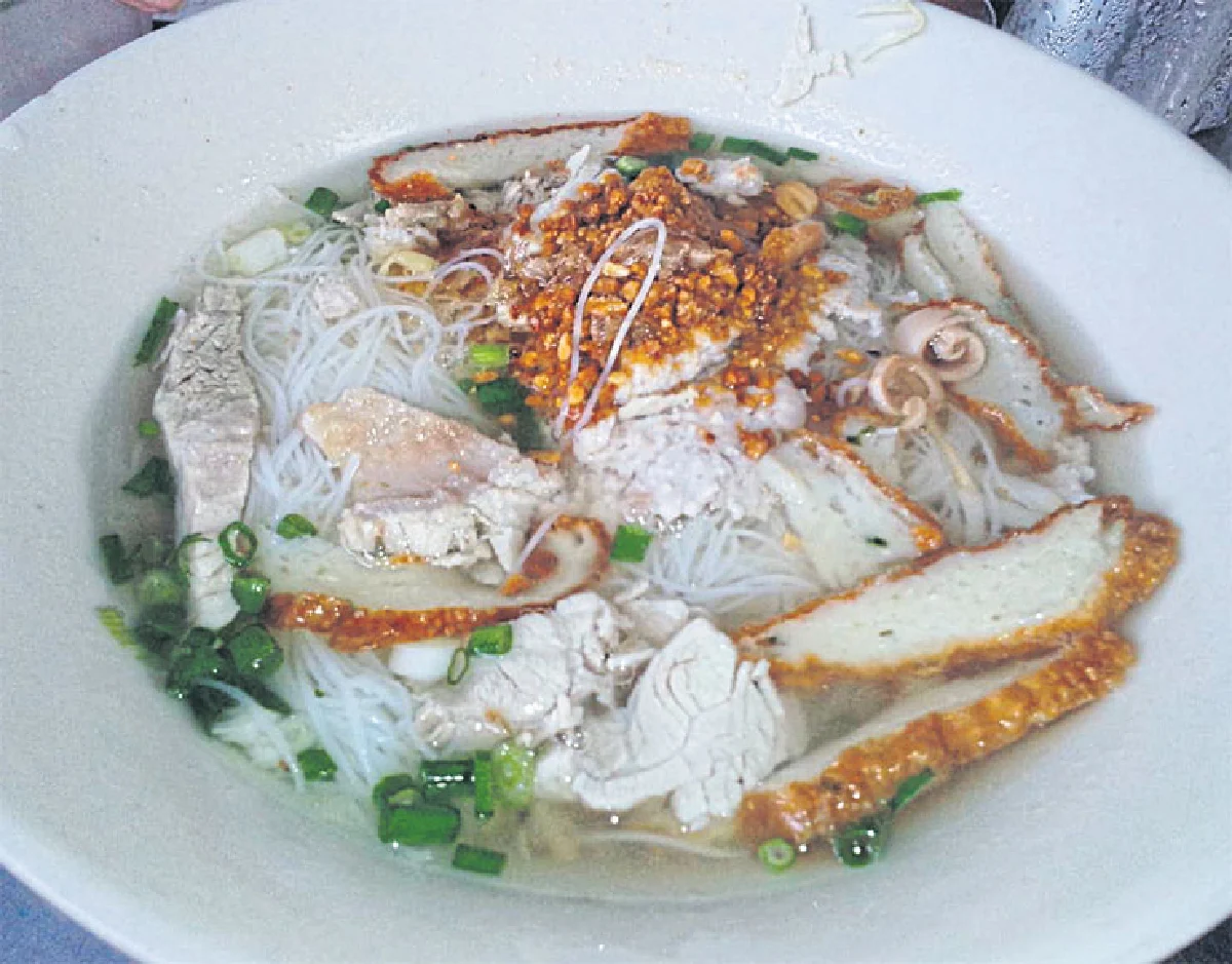 ก๋วยเตี๋ยวหมูบ้านบึง สูตรเจ้าตำรับภาคตะวันออก