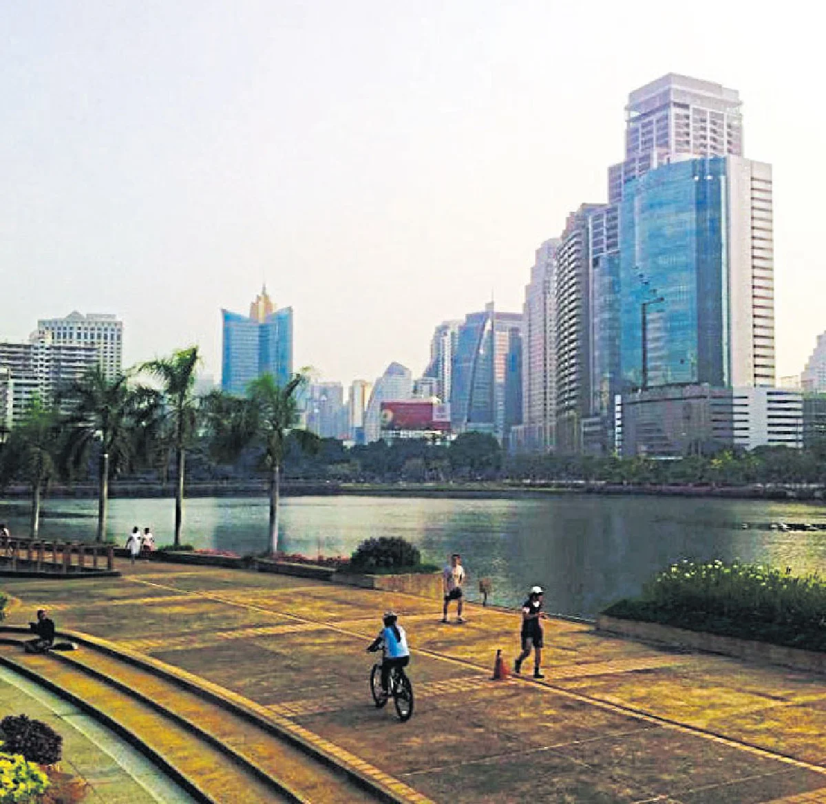 ต่างฤดูกาล