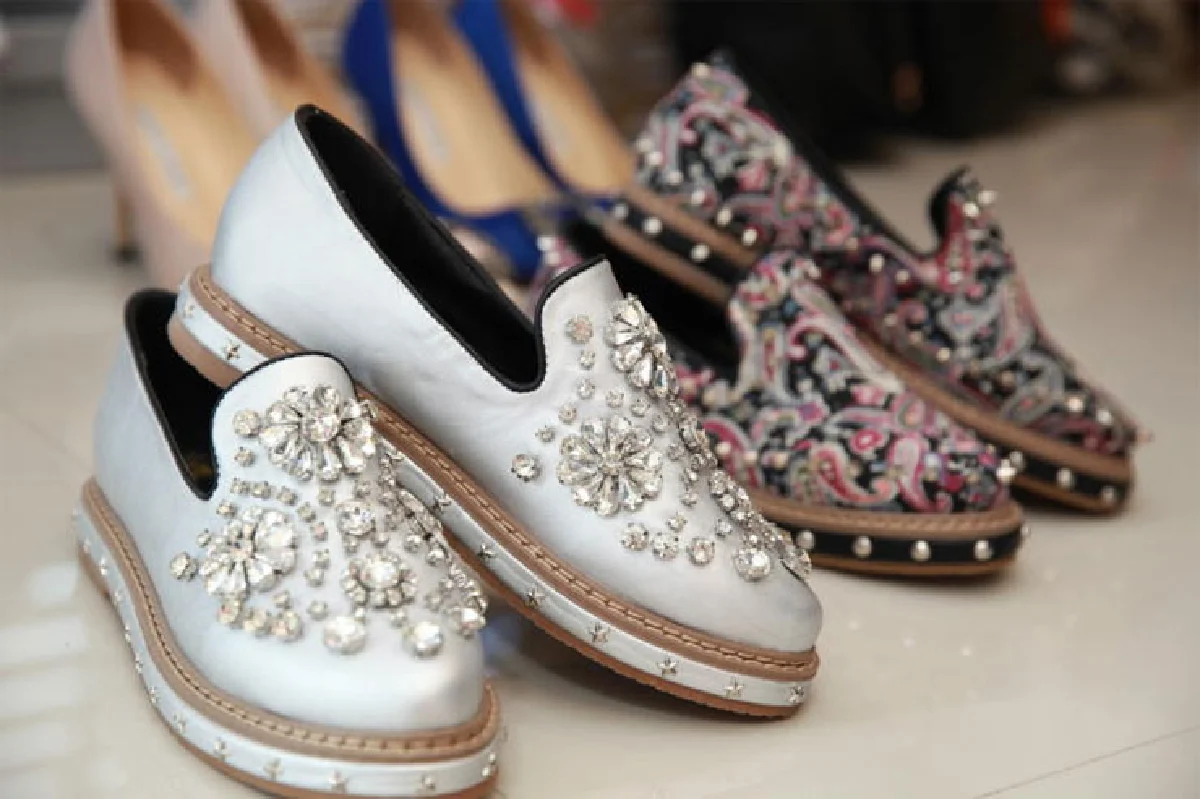 ณัฏฐธิดา ดำรงวิเศษพาณิชย์ ความสุขในร้านเสื้อผ้าดีไซน์หรู