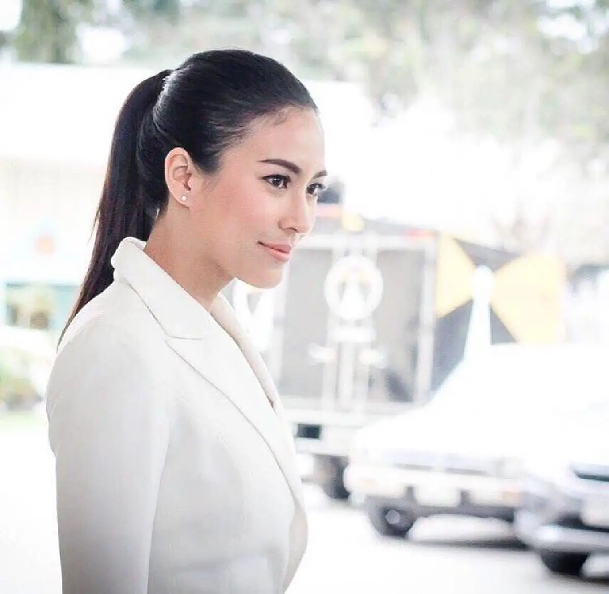 จุ๋ย-คริส ประชันแซ่บถึงใจใน "เมียหลวง2016"