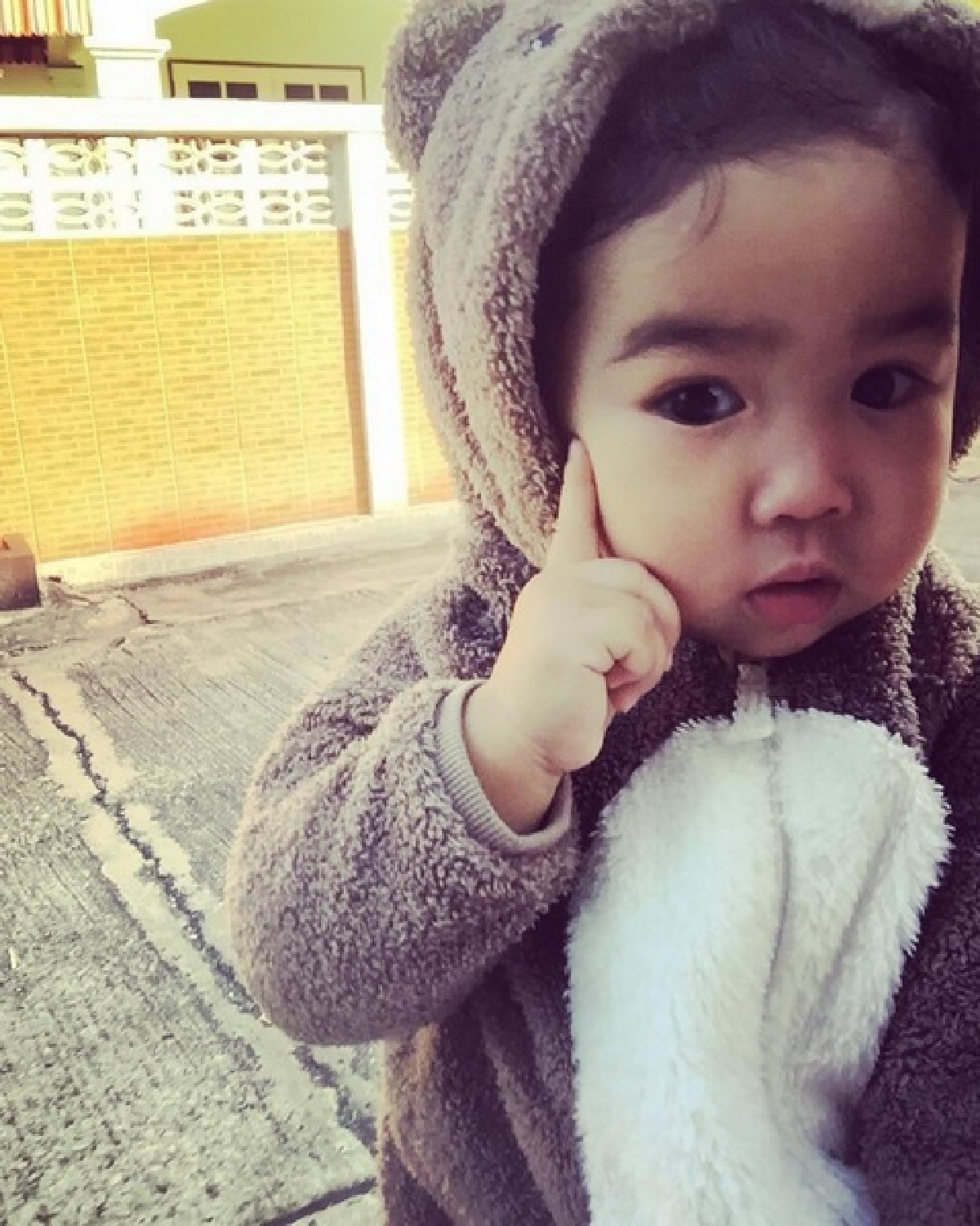 น่ารักอ่ะ! น้องแตงไทย ลูกสาวพ่อแจ๊สเองไม่ใช่ลูกเทพ