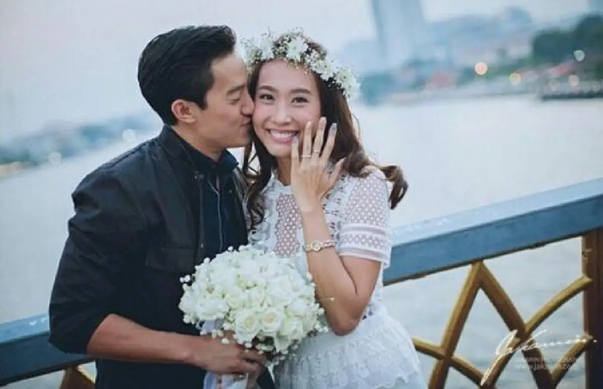 เอก เด็กวัด100ล้าน คุกเข่าขอ โบ นางเอกช่อง7 แต่งงานแล้ว!