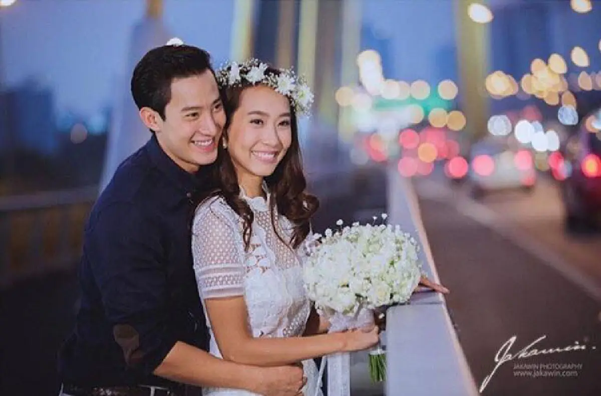 เอก เด็กวัด100ล้าน คุกเข่าขอ โบ นางเอกช่อง7 แต่งงานแล้ว!