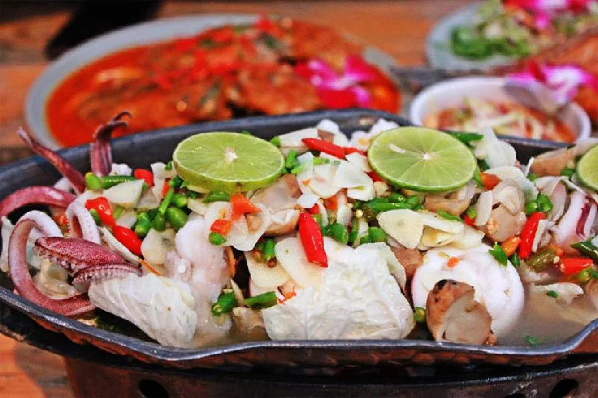 ร้านบ้านเคียงน้ำ อาหารอร่อยเคียงเจ้าพระยา