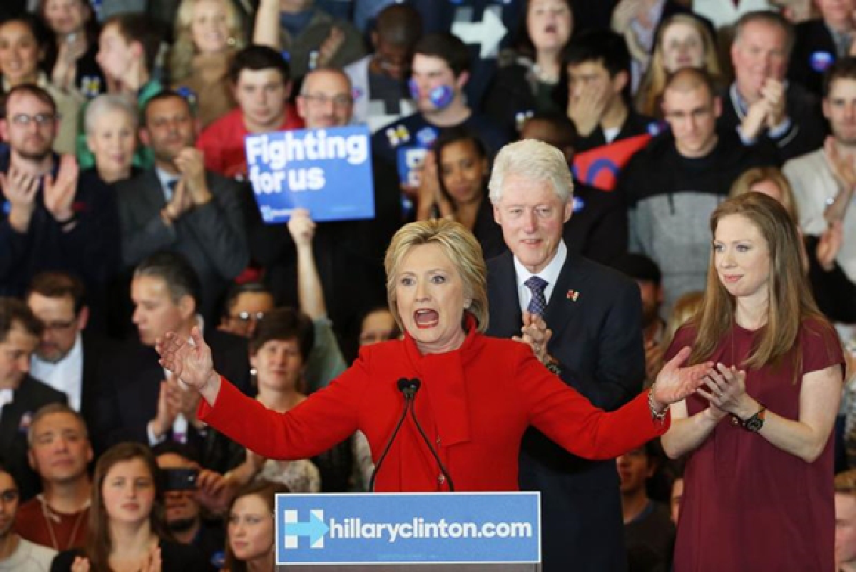 Voting in Iowa: Cruz wins, Trump falters, Clinton, Sanders almost even