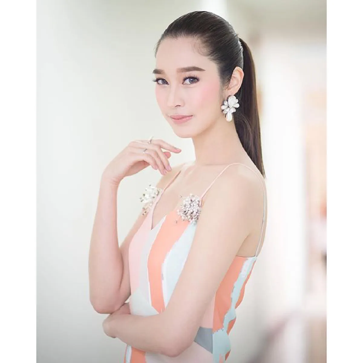 10 ซุปตาร์หน้าหมวย สวยโดนใจรับตรุษจีน