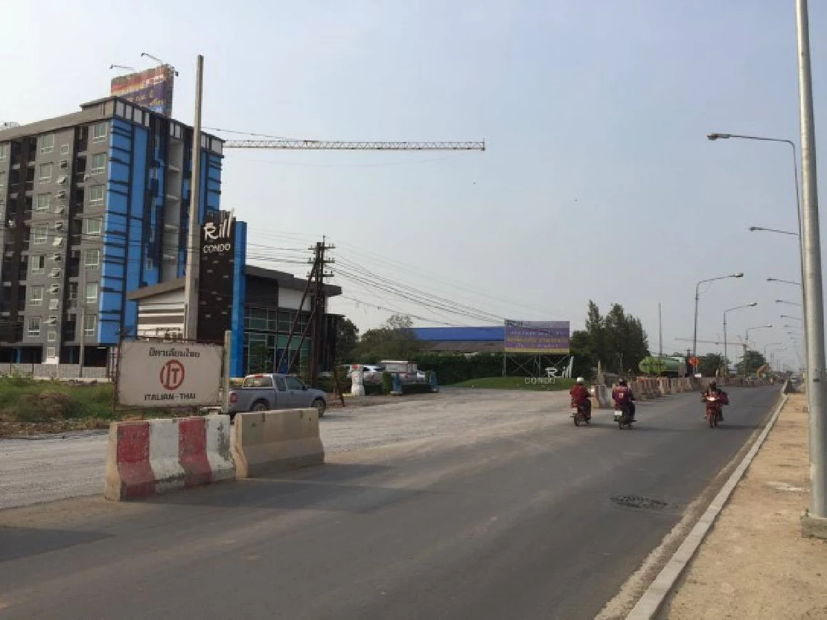 "ชุมชนเดชาพัฒนา 87" เมื่อรถไฟฟ้าทำลายวิถีชุมชน?