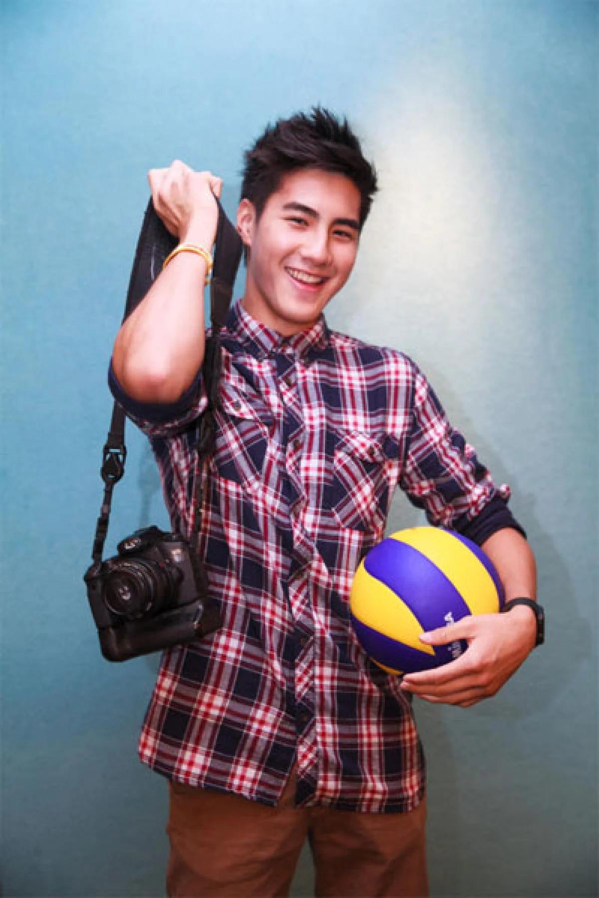 หนุ่มหน้าใสหัวใจนักกีฬา ทัศน์พล วิวิธวรรธ์